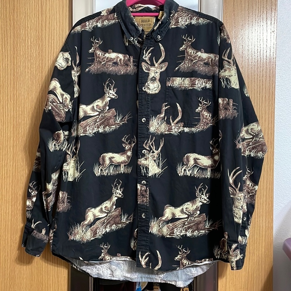 Field Tested by Outdoor Life size Large button down long sleeve Deers Antlers